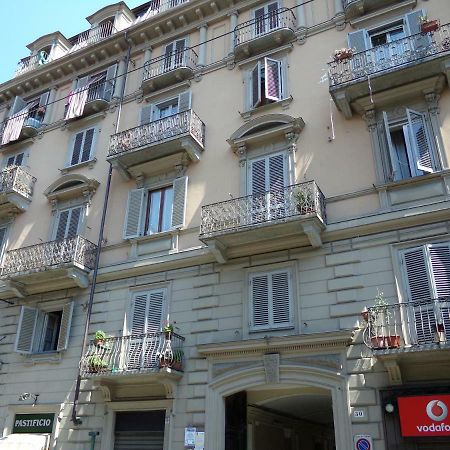 Inappartamento Vanchiglia Suites Turin Exterior foto